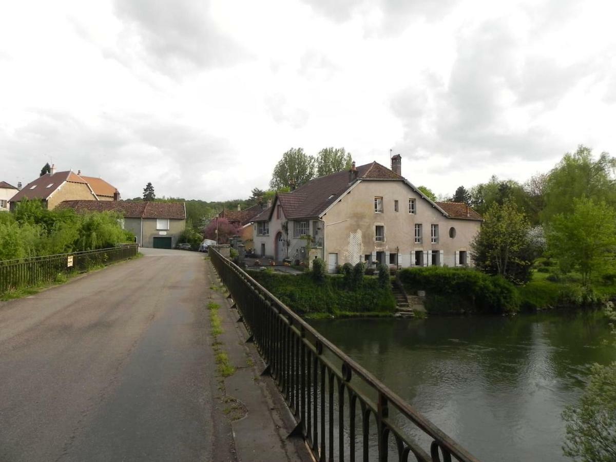 Gite D Ombeline Bonnal Exterior photo